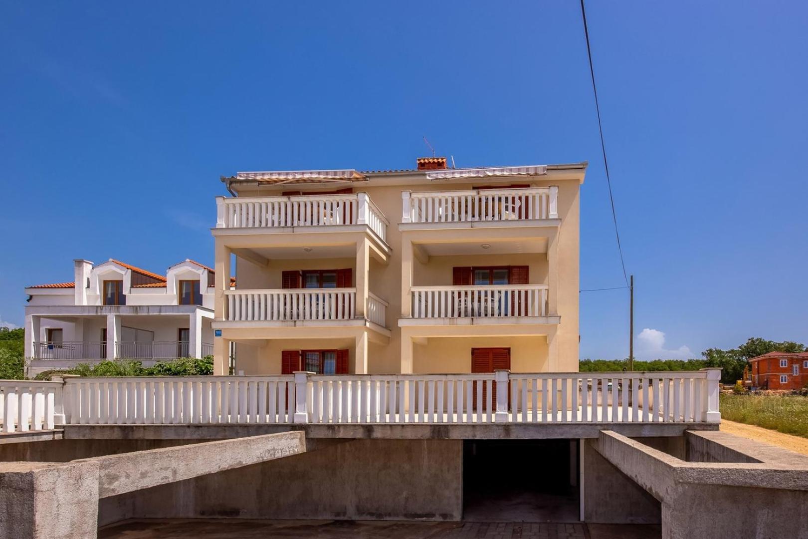 Apartments Rina Malinska Zewnętrze zdjęcie