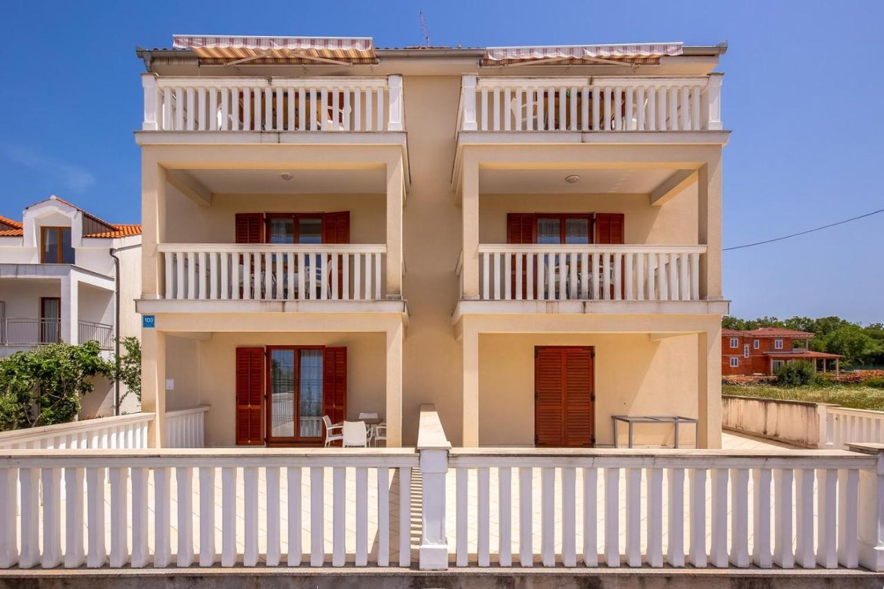 Apartments Rina Malinska Zewnętrze zdjęcie